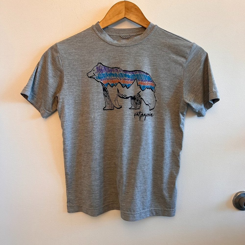 Boys / Kids Patagonia Capilene Cool Daily T-Shirt, L(12), gray